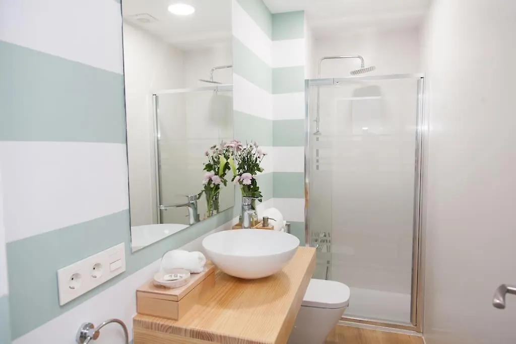 Modern & Nice Apartment. Old Town. Private Parking Seville Spain