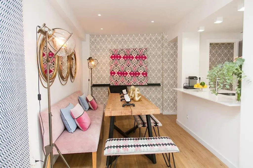 Modern & Nice Apartment. Old Town. Private Parking Seville Spain