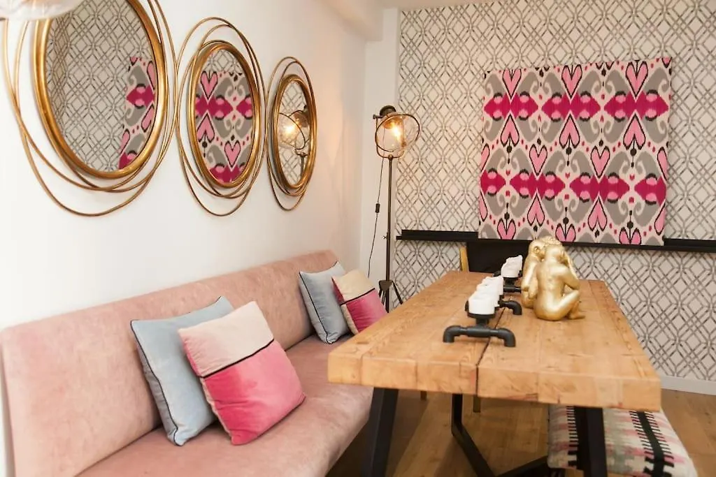 Modern & Nice Apartment. Old Town. Private Parking Seville